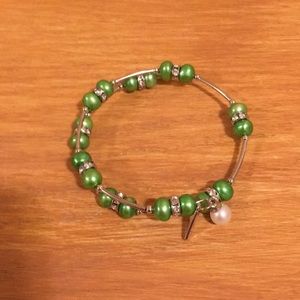 Vantel Pearl Green Apple Wire Wrap Bracelet- New